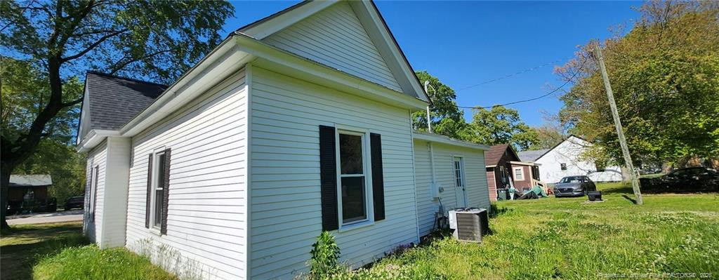 233 W Barbee Street