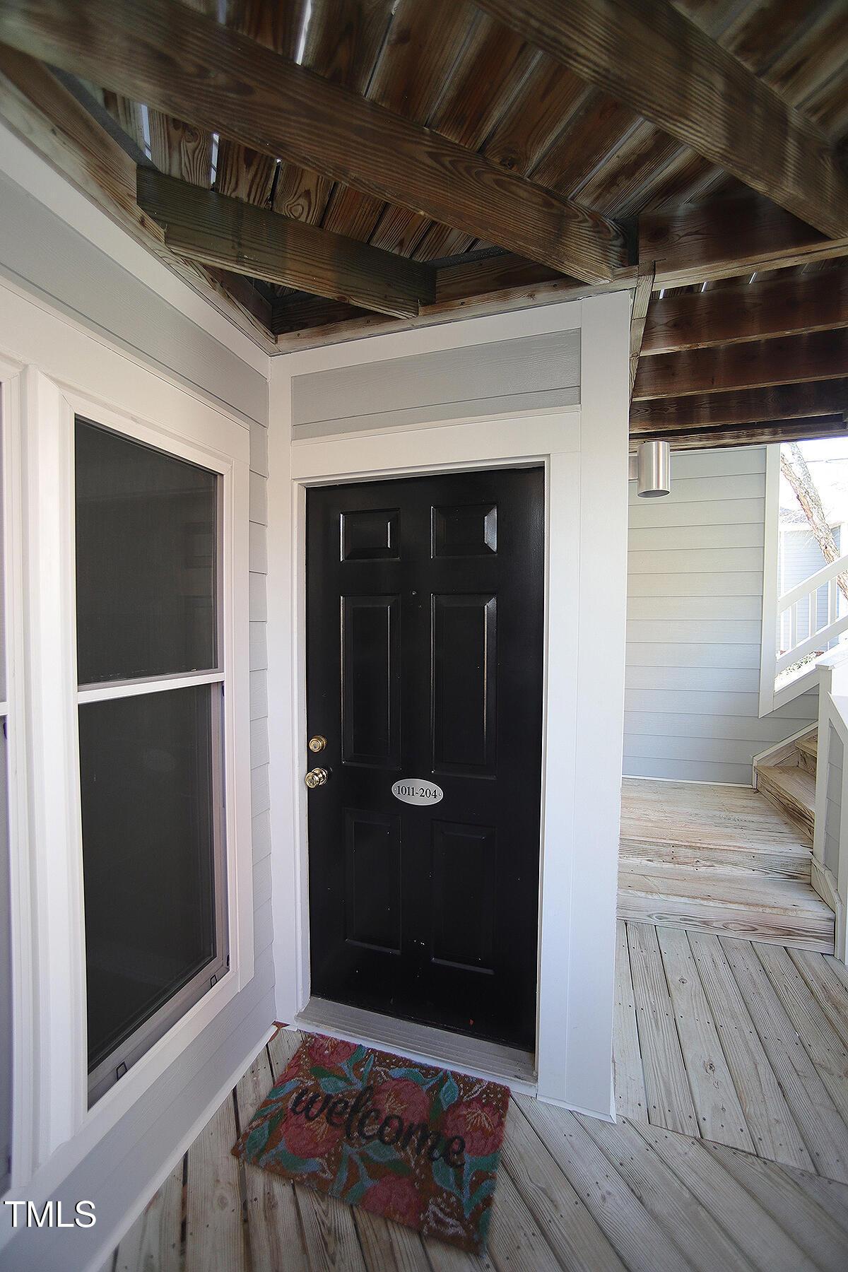 1011 Wirewood Drive 204