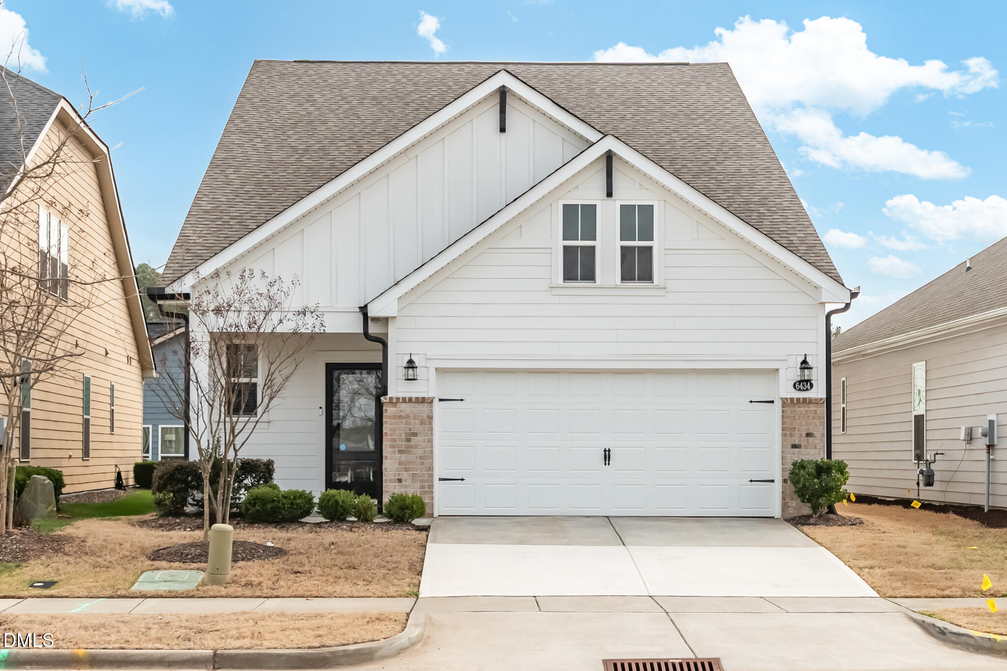 6434 Crown Parkway