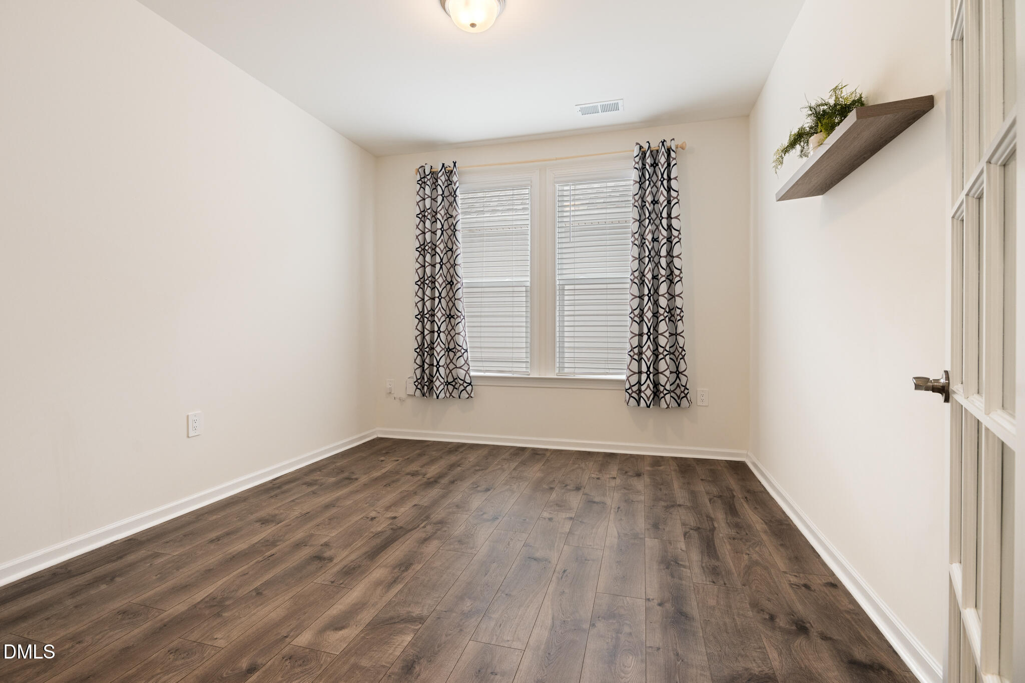 6434 Crown Parkway 65