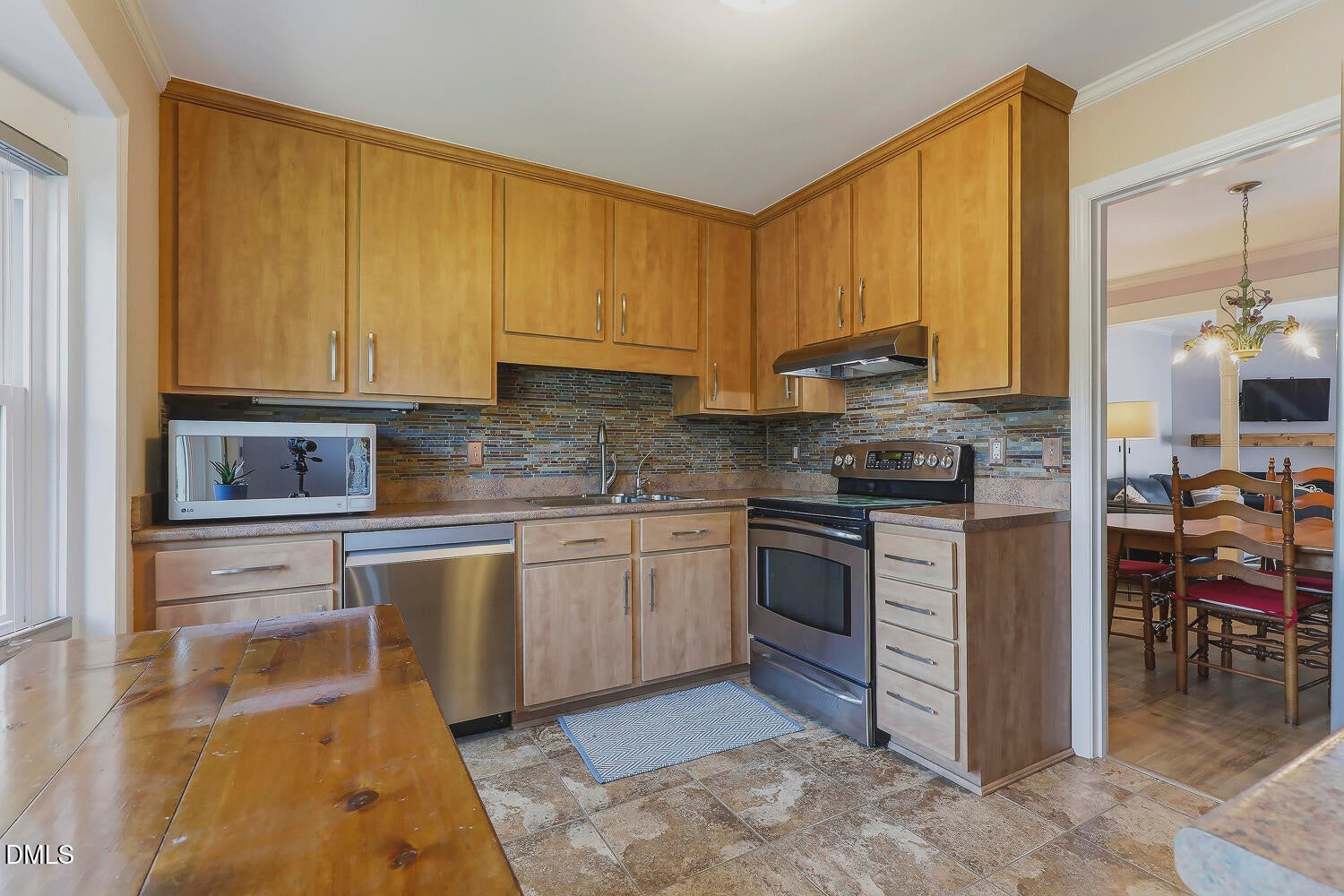 5435 Pine Top Circle