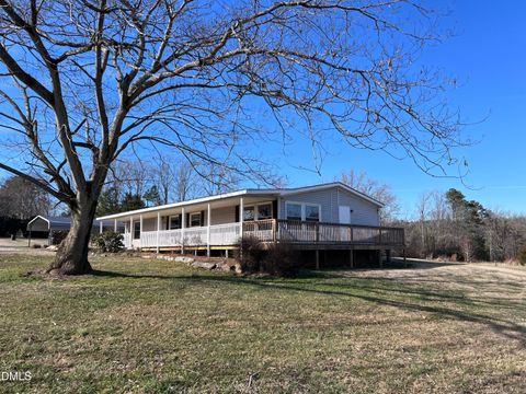 809 Club Pond Road Henderson NC 27537