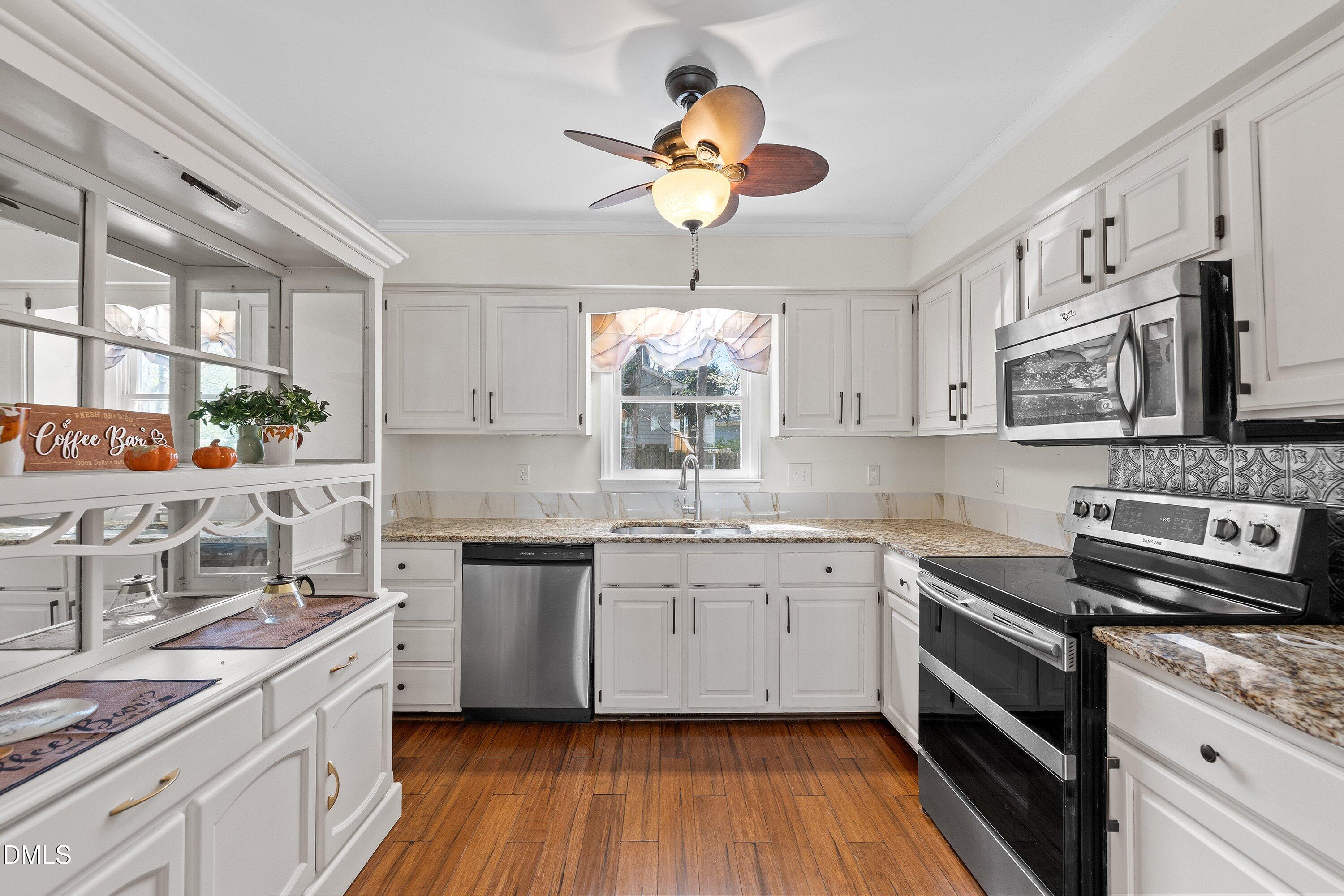 112 Rock Pointe Lane