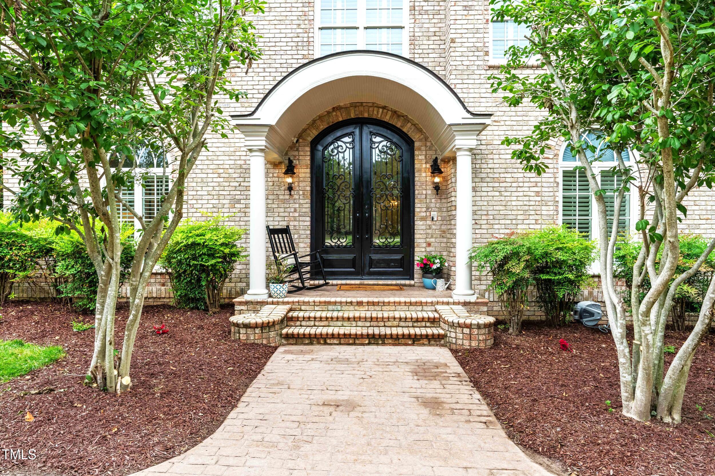 6005 Carlyle Drive
