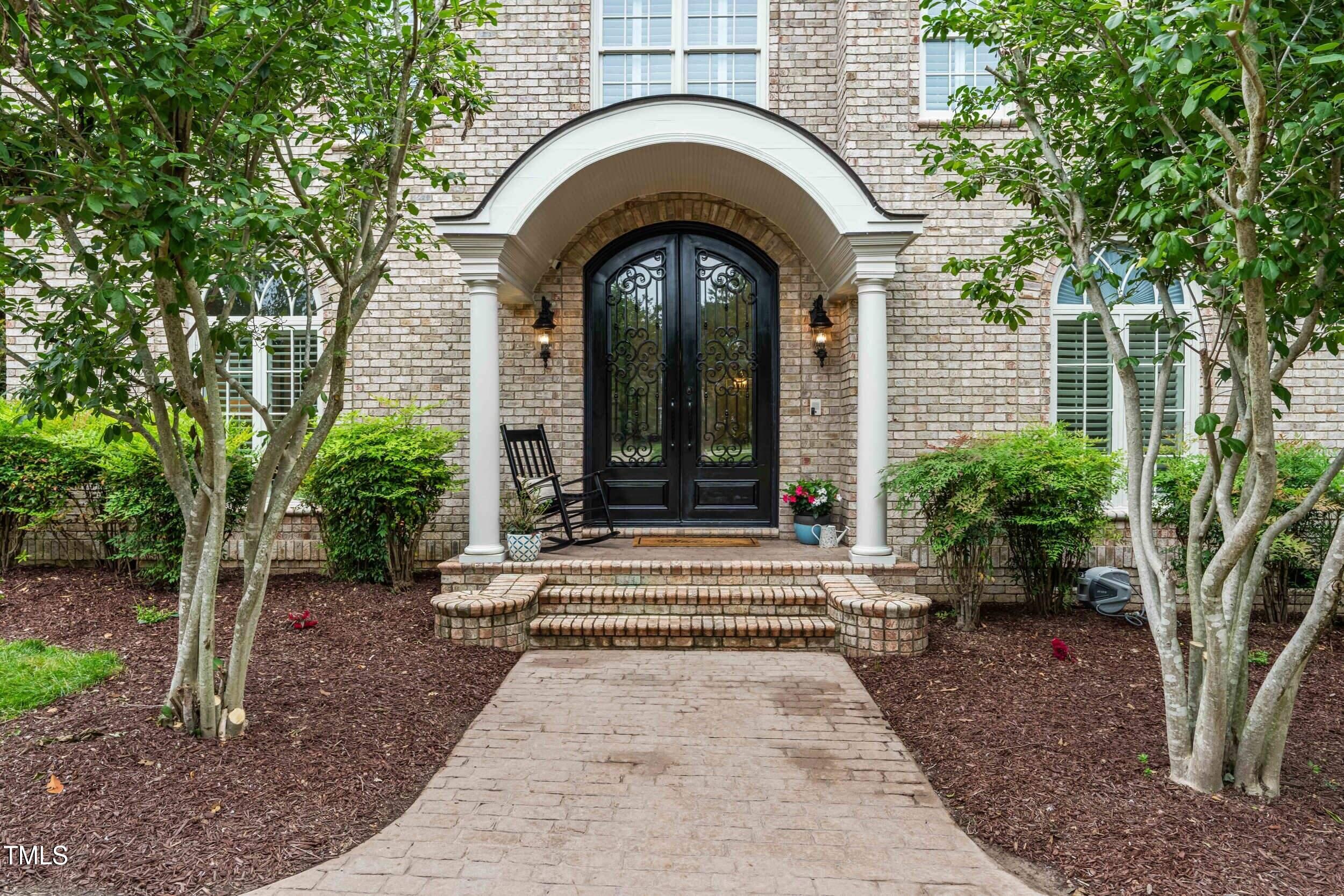 6005 Carlyle Drive