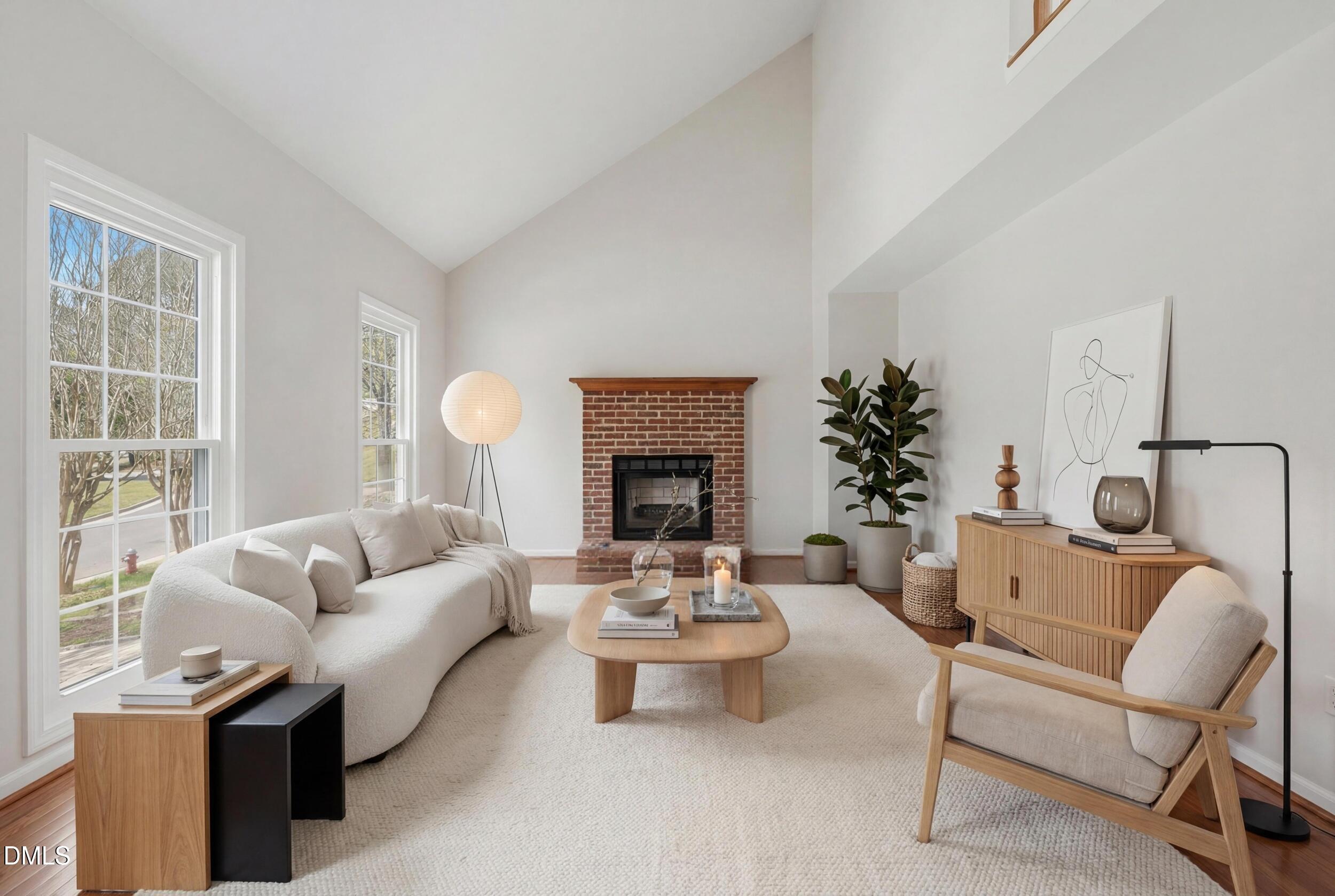 111 Rock Pointe Lane