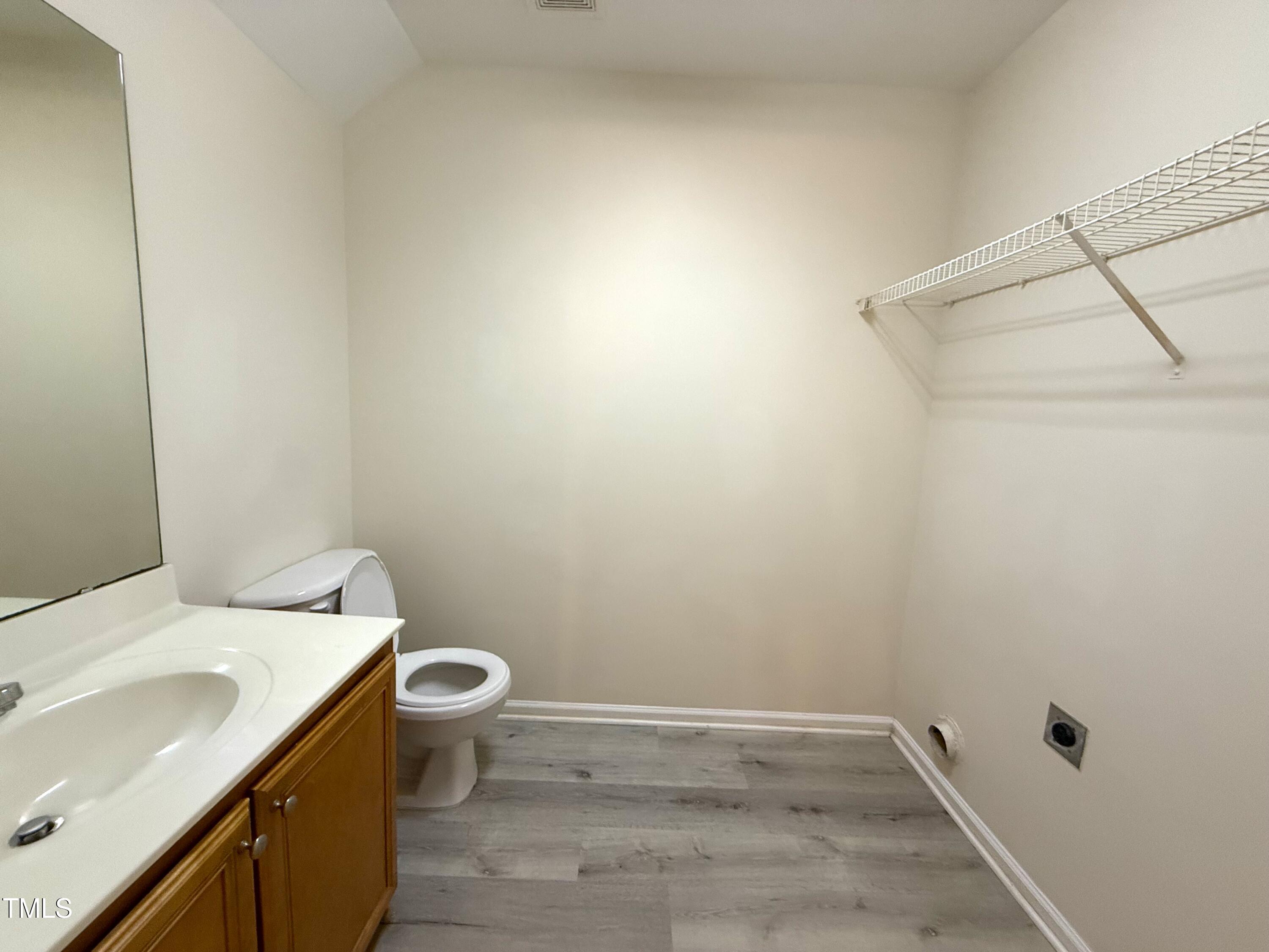 202 Allen Street A/B