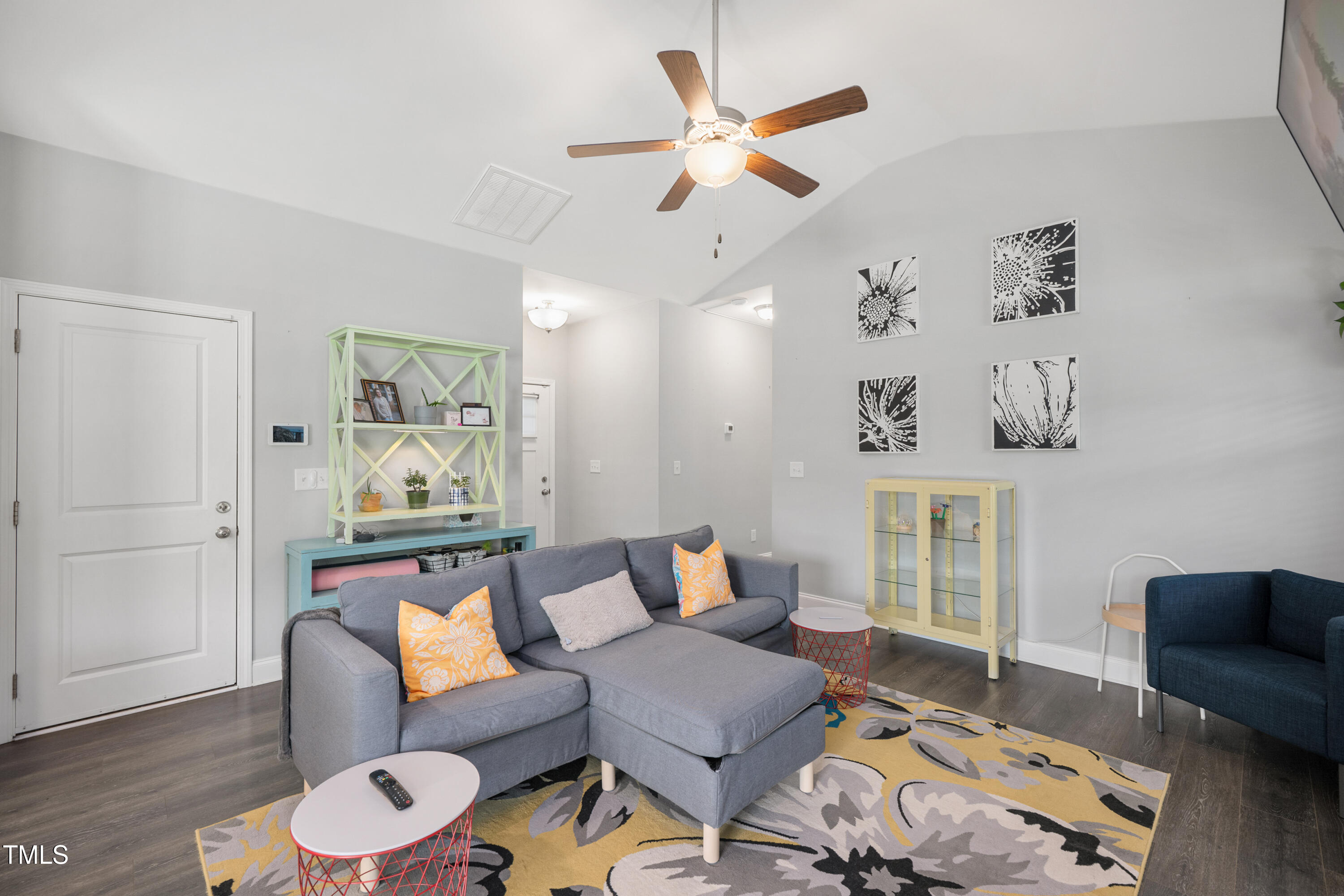 76 Day Lily Street
