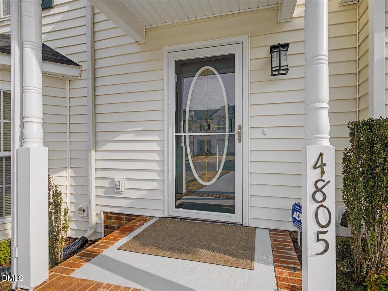 4805 Tanglewood Oaks Street