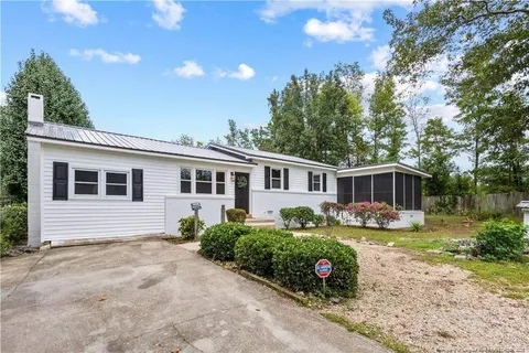 MLS: LP742299
