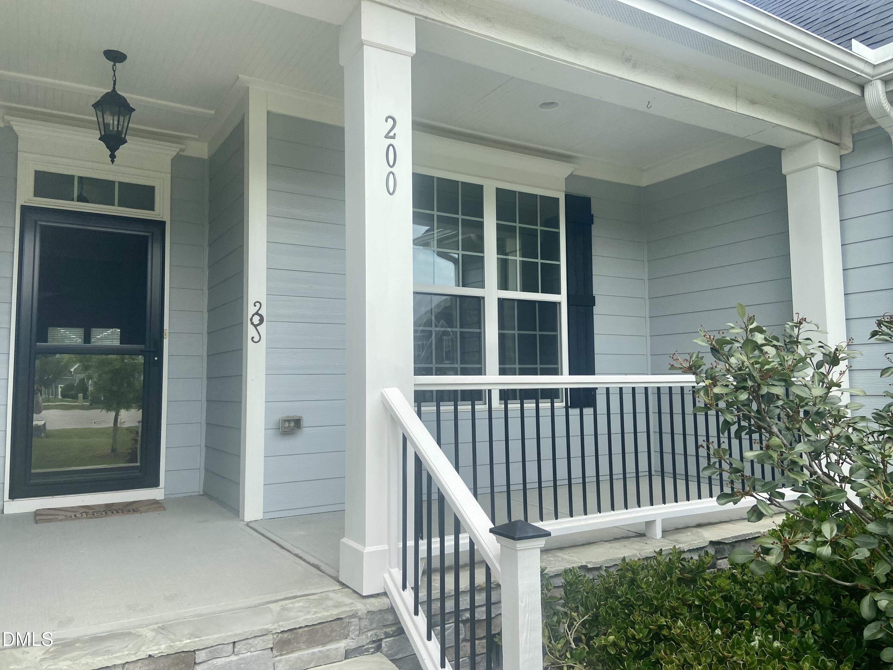 200 Misty Moonlight Drive