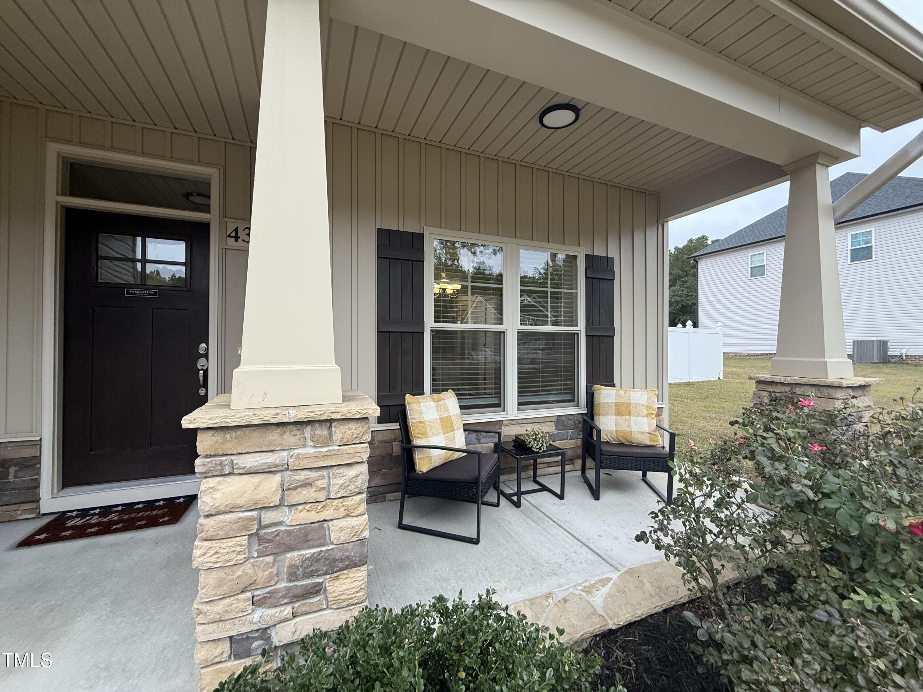 432 Fallingbrook Drive