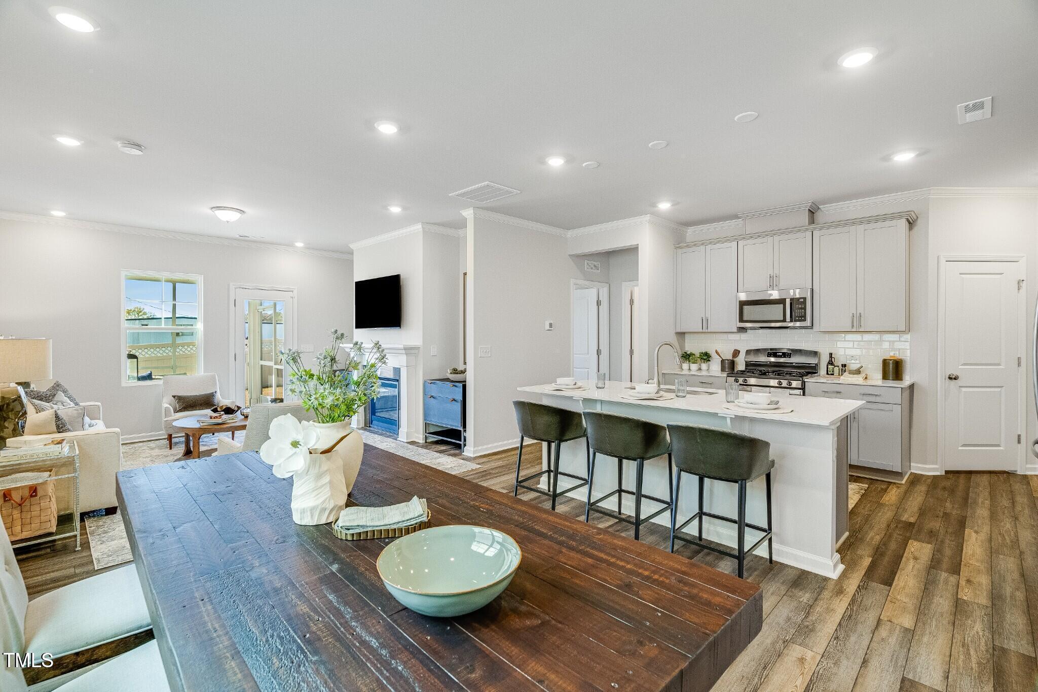 116 Fishing Pier Way
