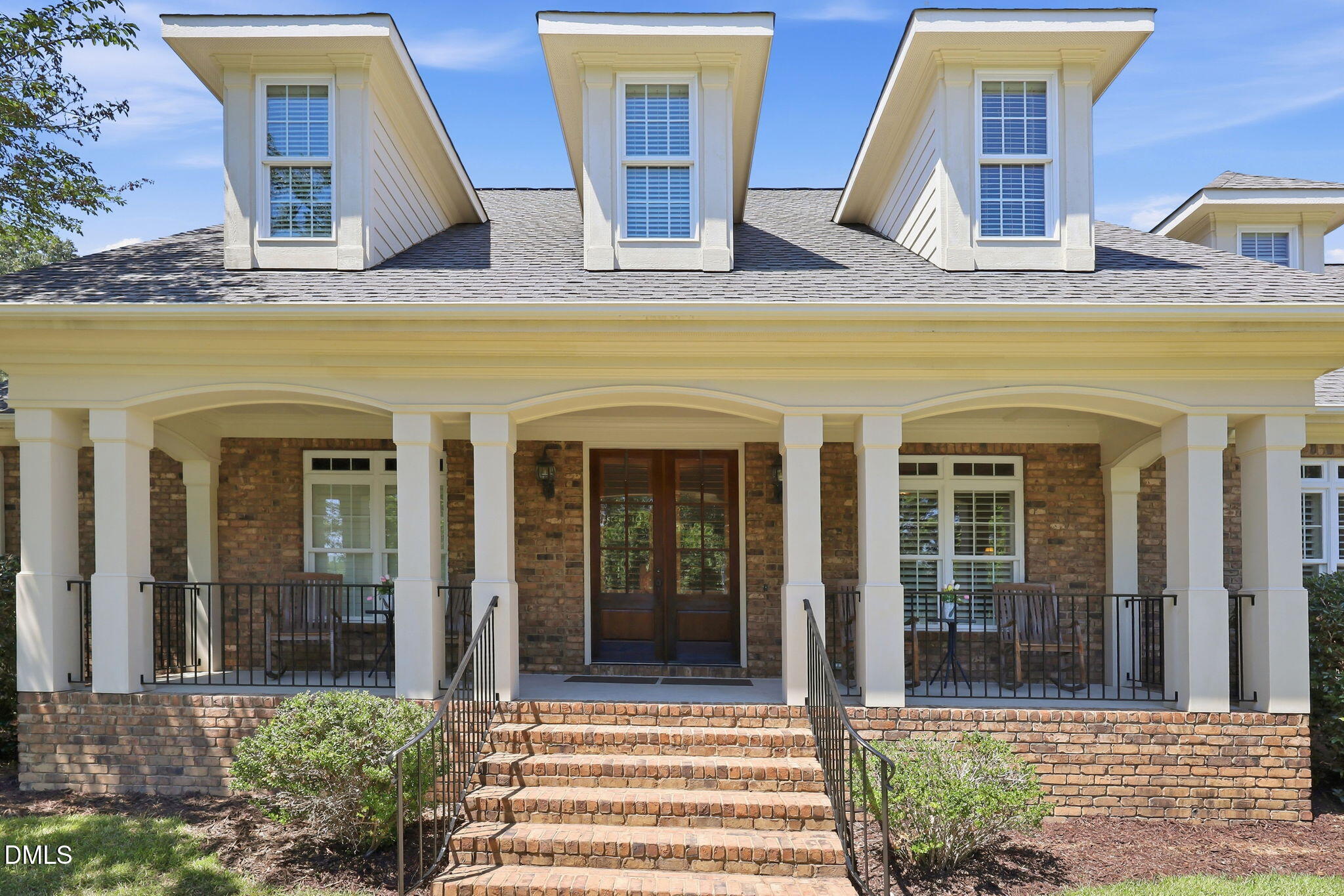 106 Meadow Oak Lane
