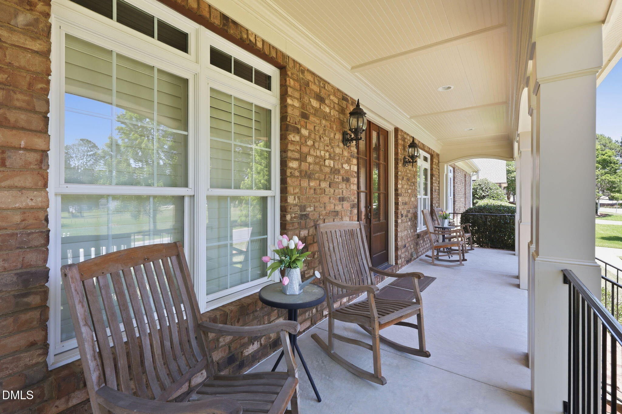 106 Meadow Oak Lane