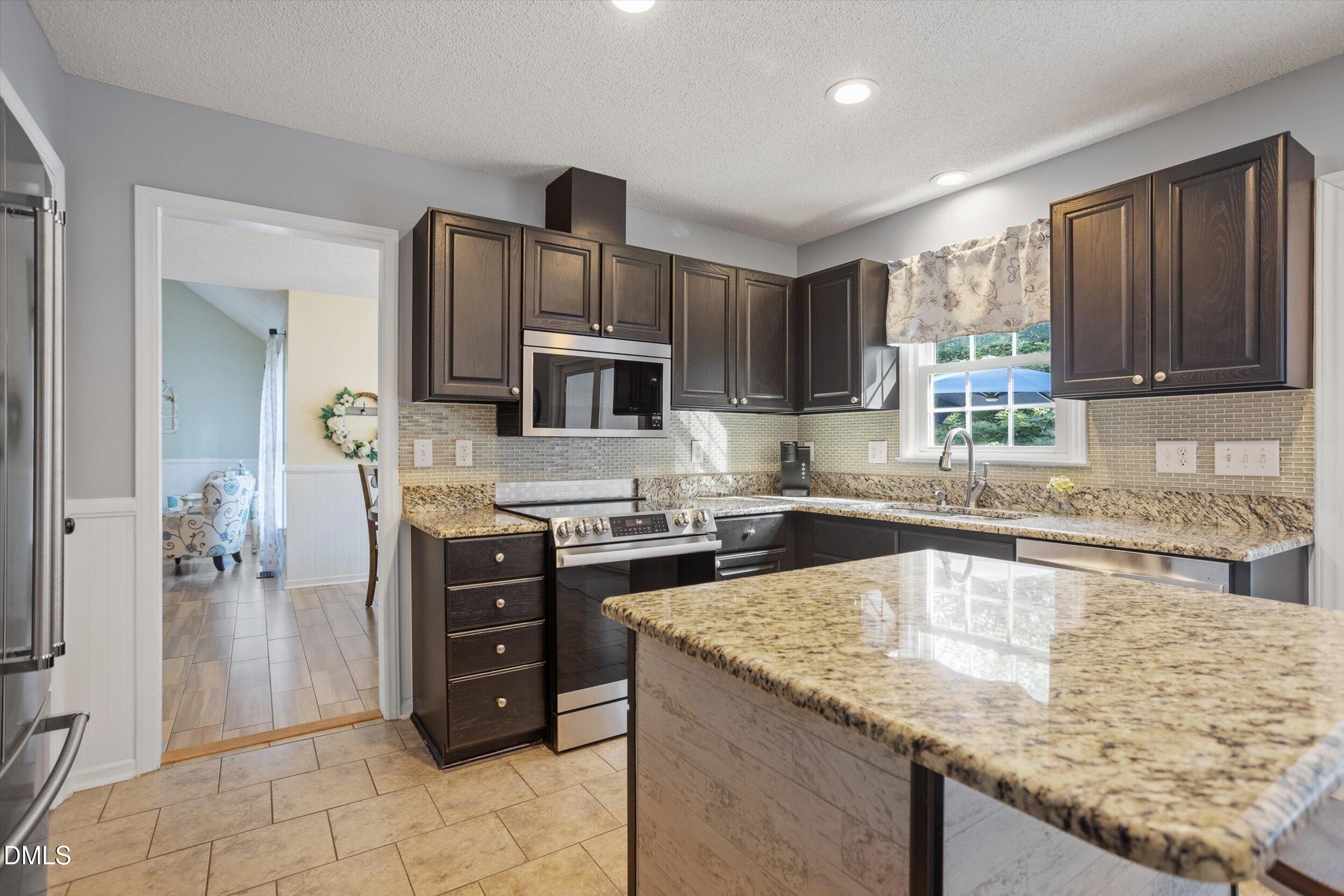 1405 Waterwinds Court