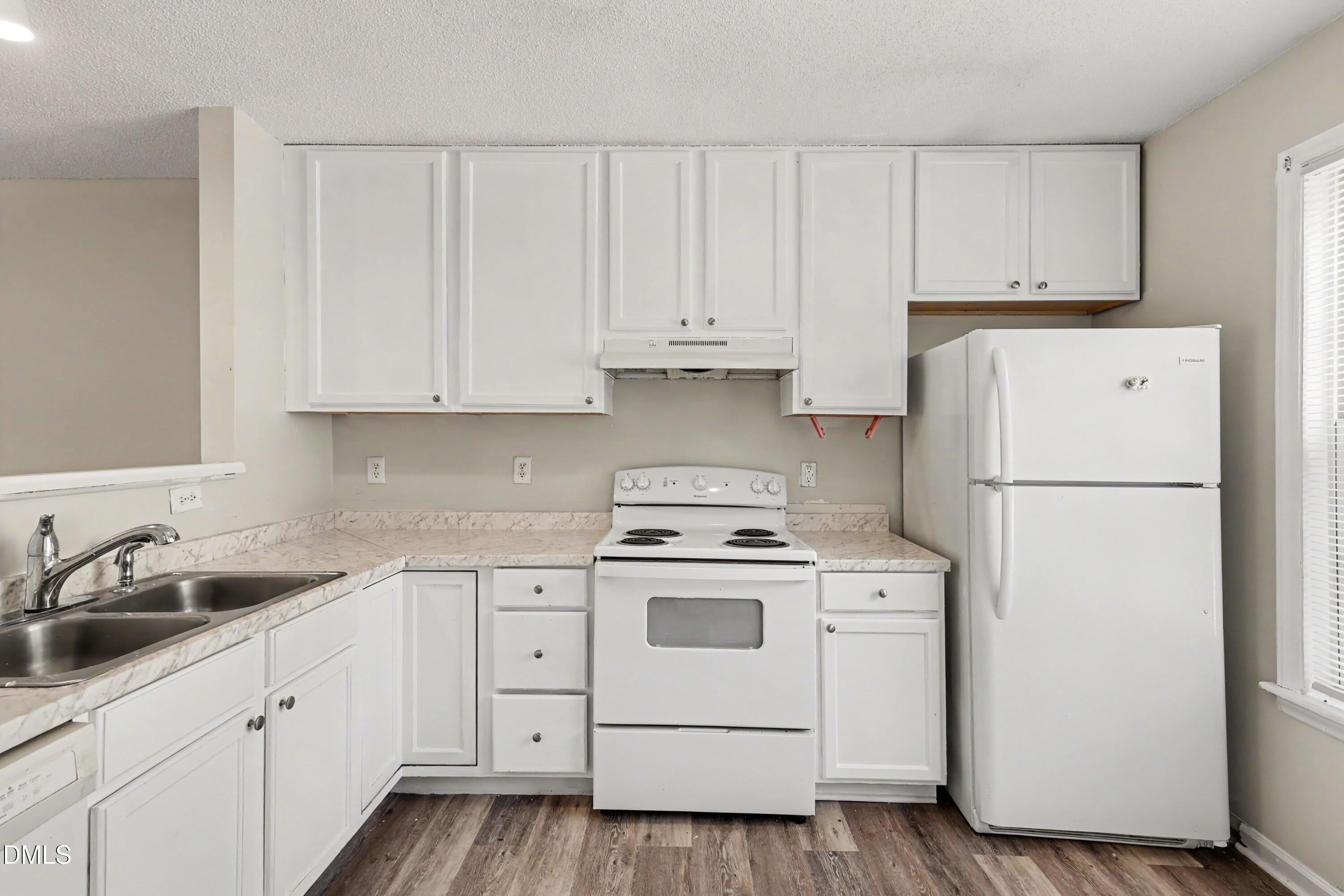 5635 Fieldcross Court