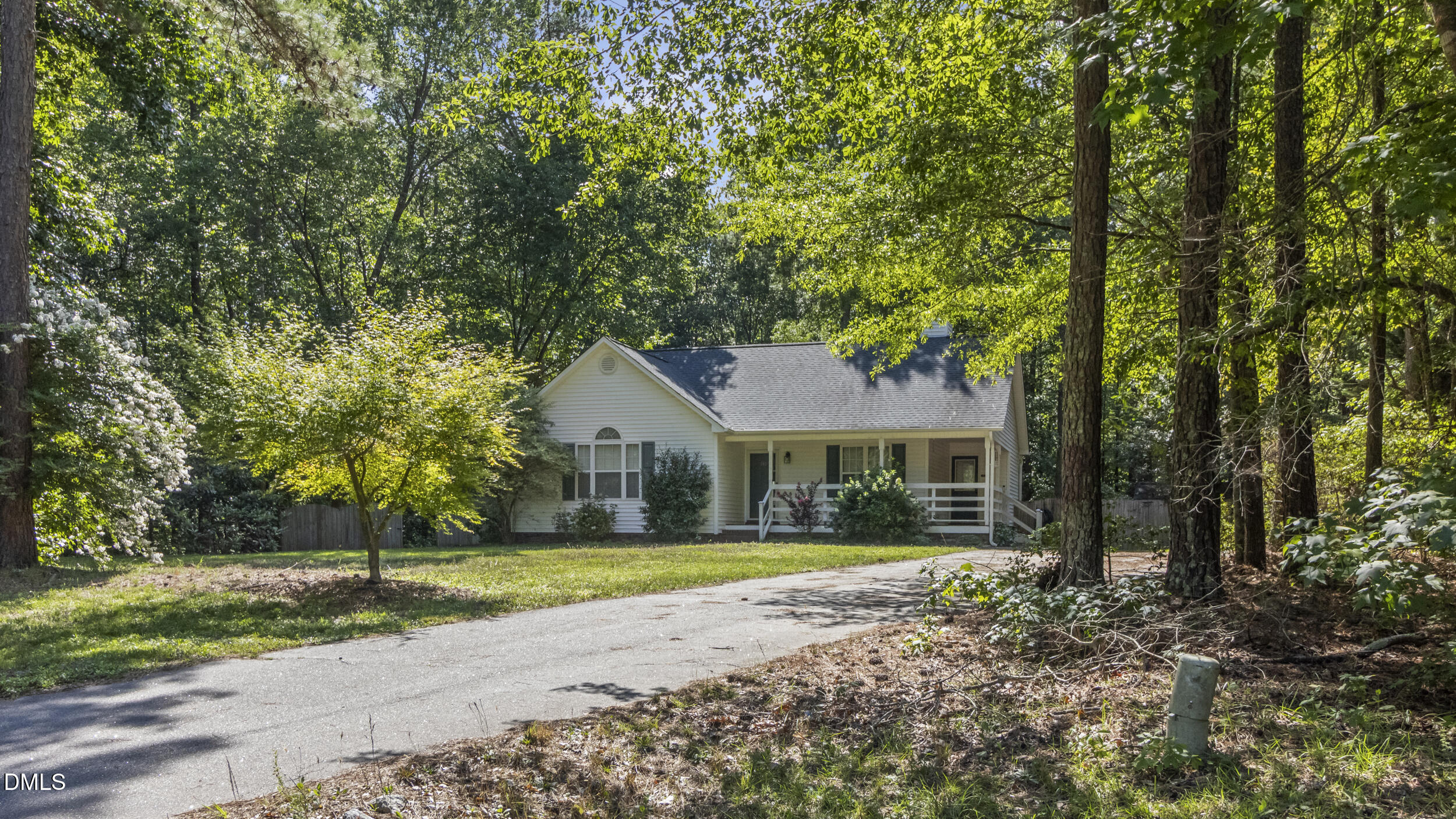116 Drew Court