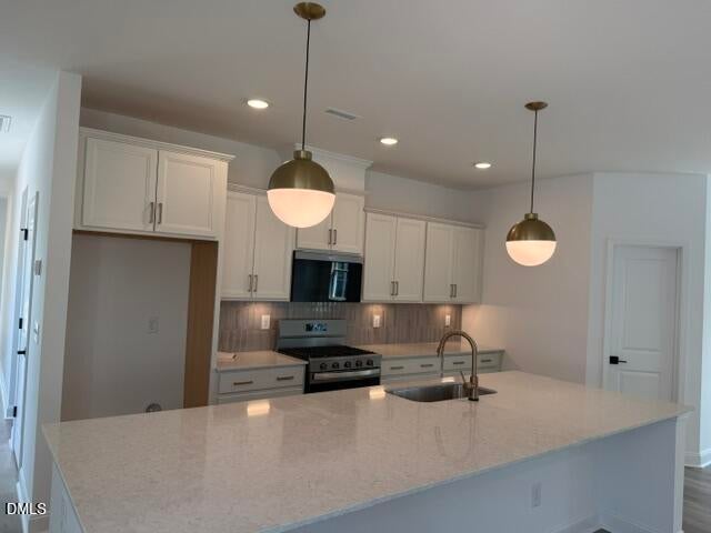 86 Carteret Court