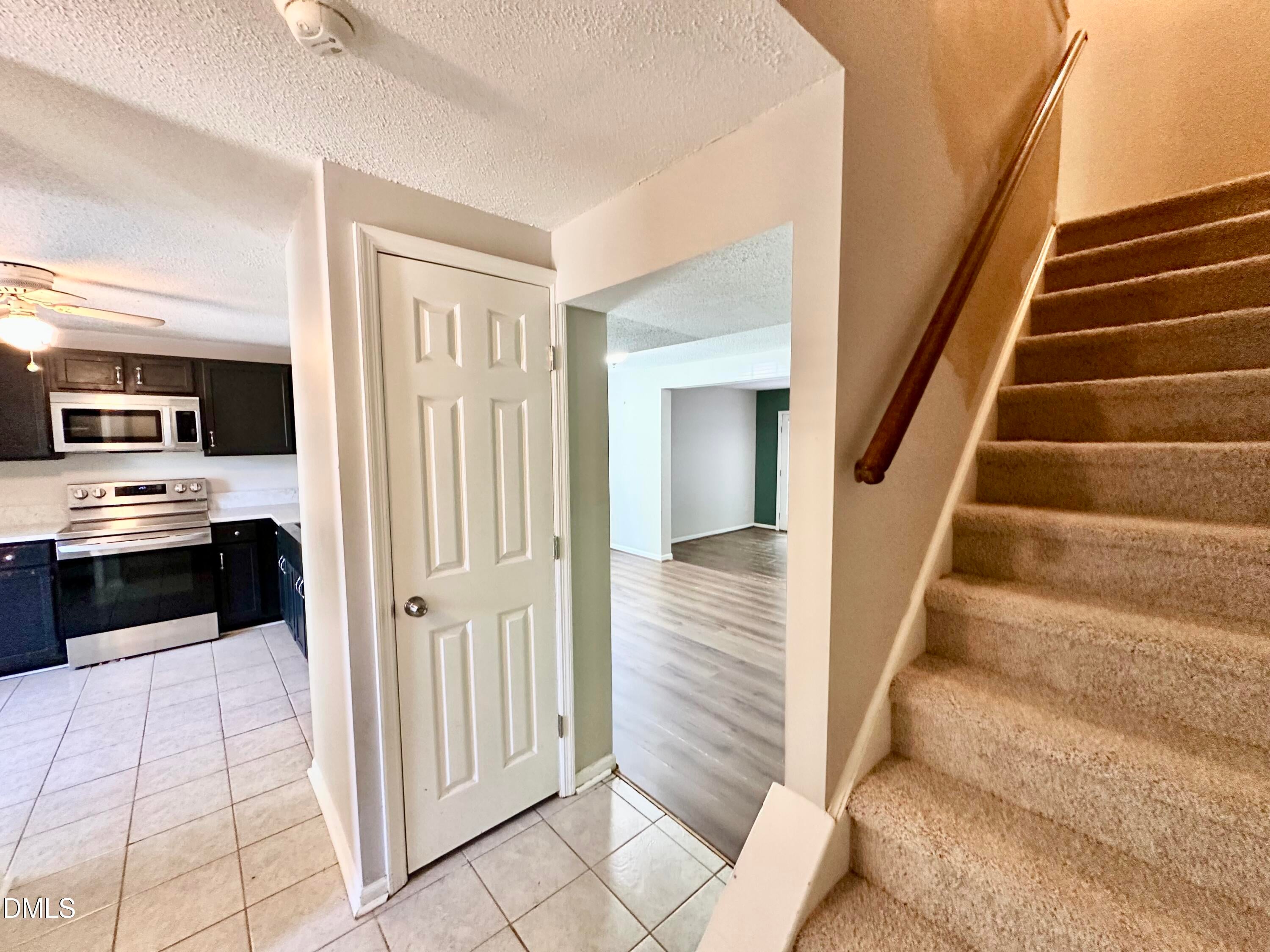 108 E Chalfont Way