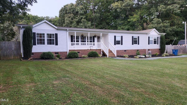 3888 MERIWETHER LN, HAW RIVER, NC 27258 - Image 0124b5d856ce8953d20fcf596976b7db/29622513