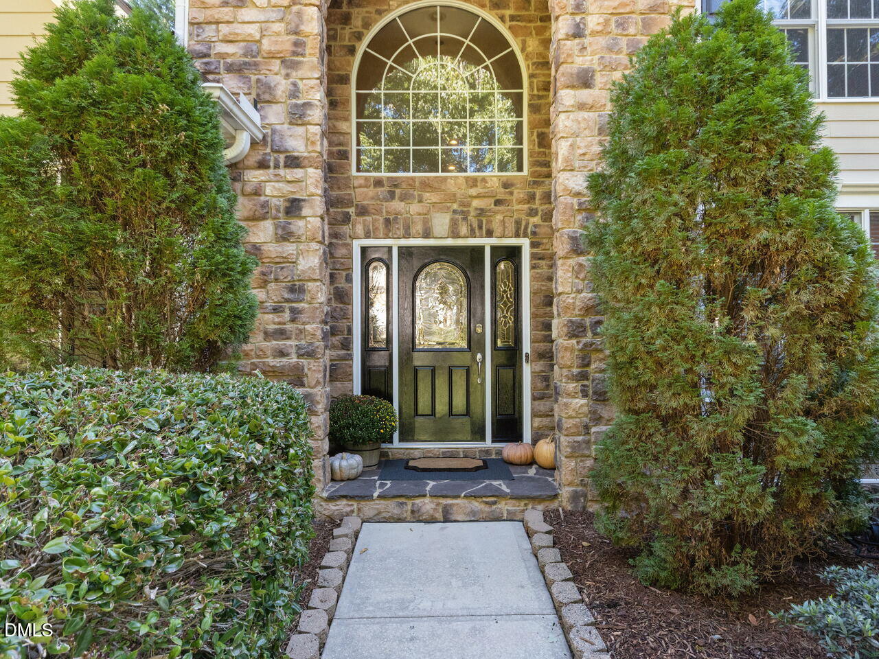 8208 Last Oak Court