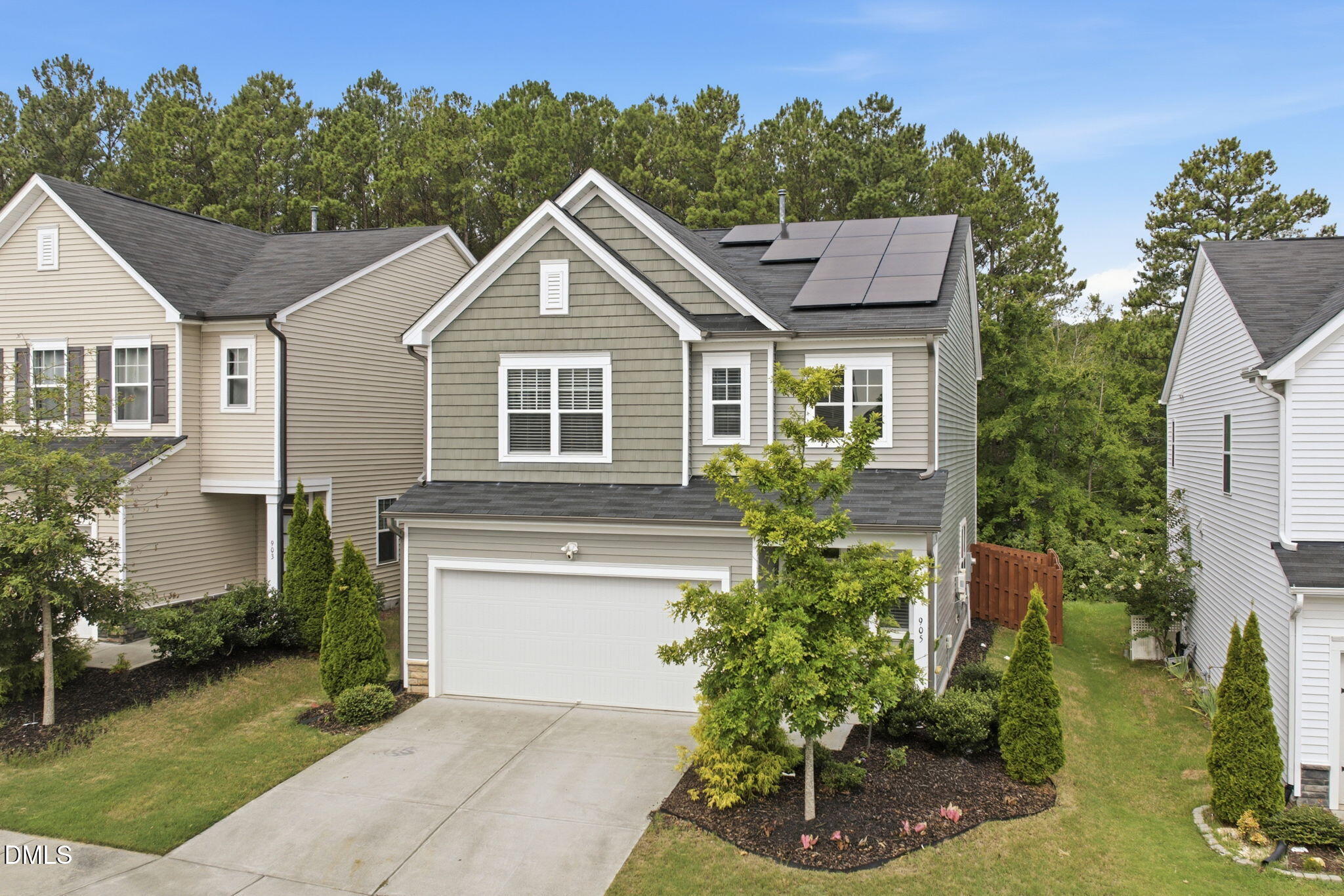 905 Holly Bluff Lane