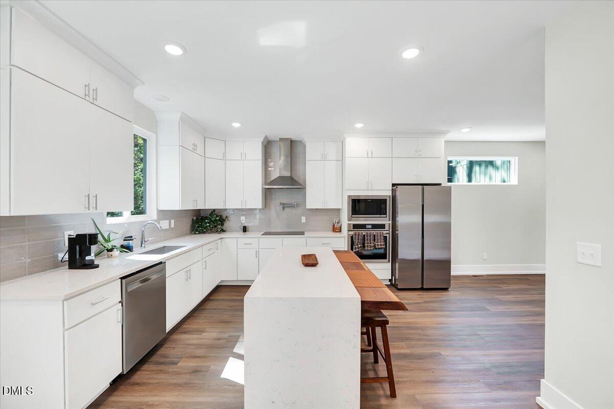 2982 Carolyn Drive