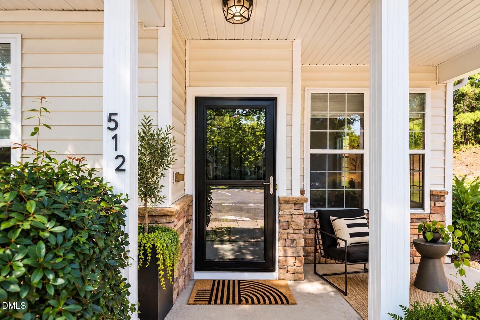512 Auburn Square Drive