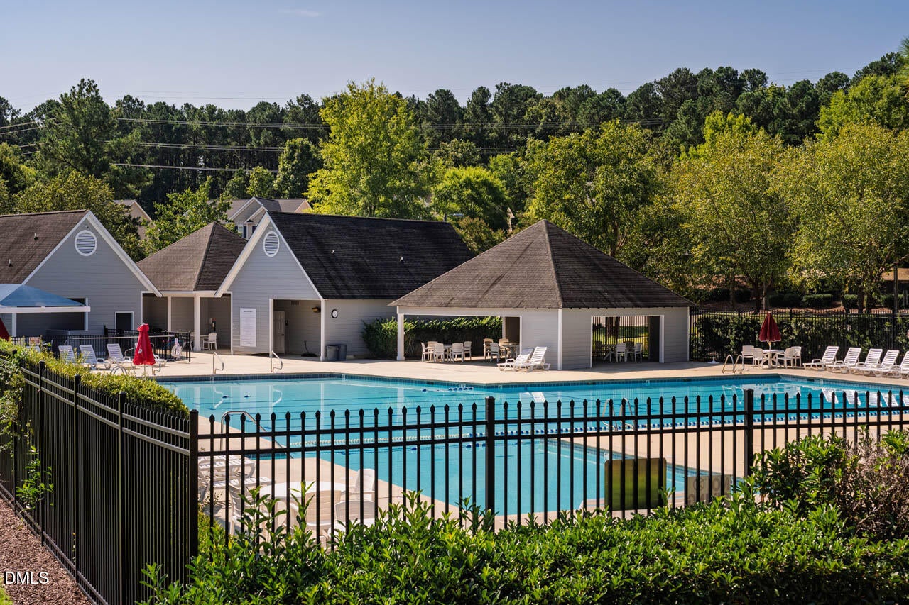 512 Auburn Square Drive