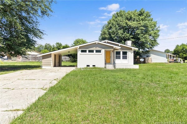 434 LYNHURST DR, FAYETTEVILLE, NC 28314 - Image 032d386b87fff23defccfe8b18e38285/2370091581