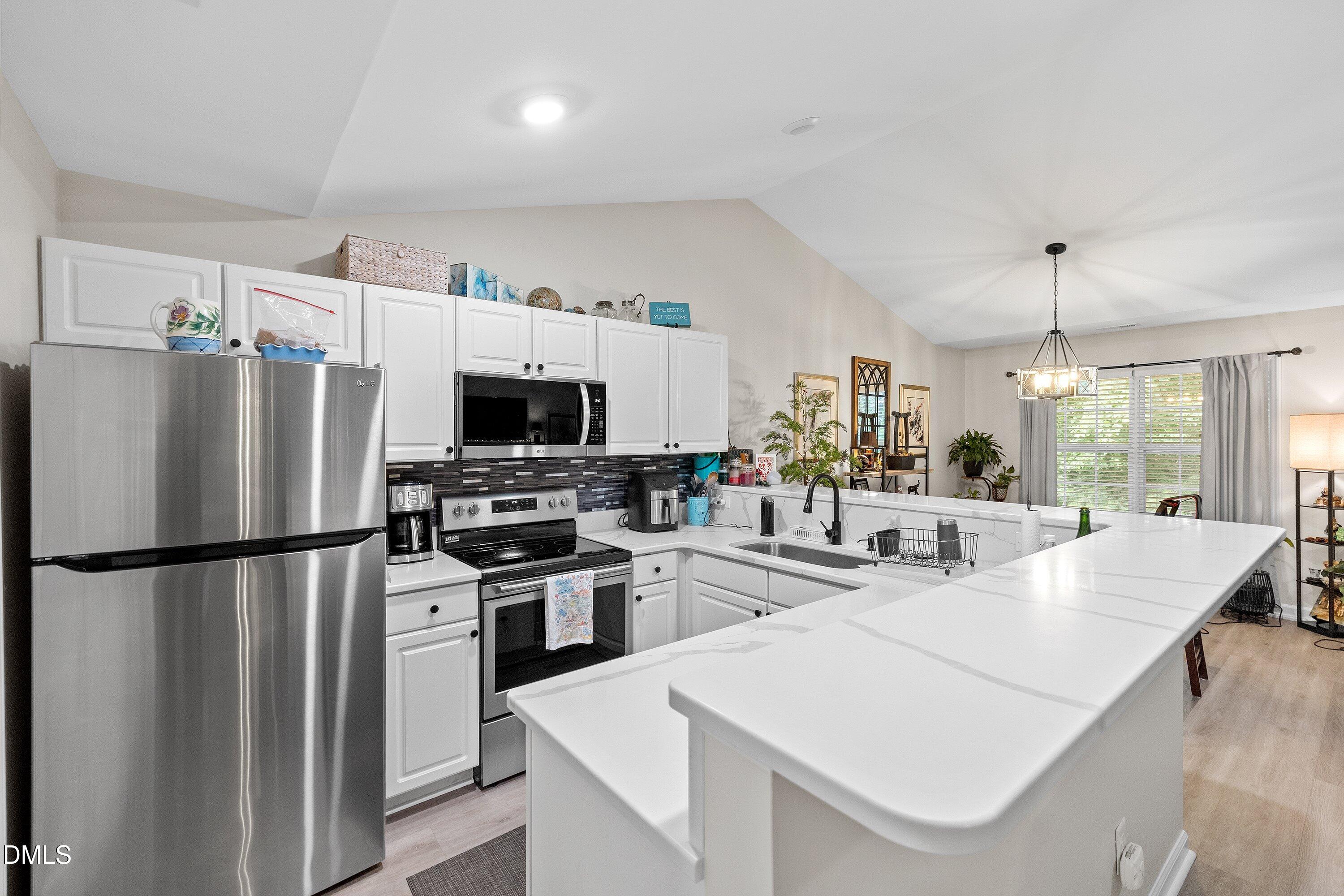 4022 Wellington Ridge Loop