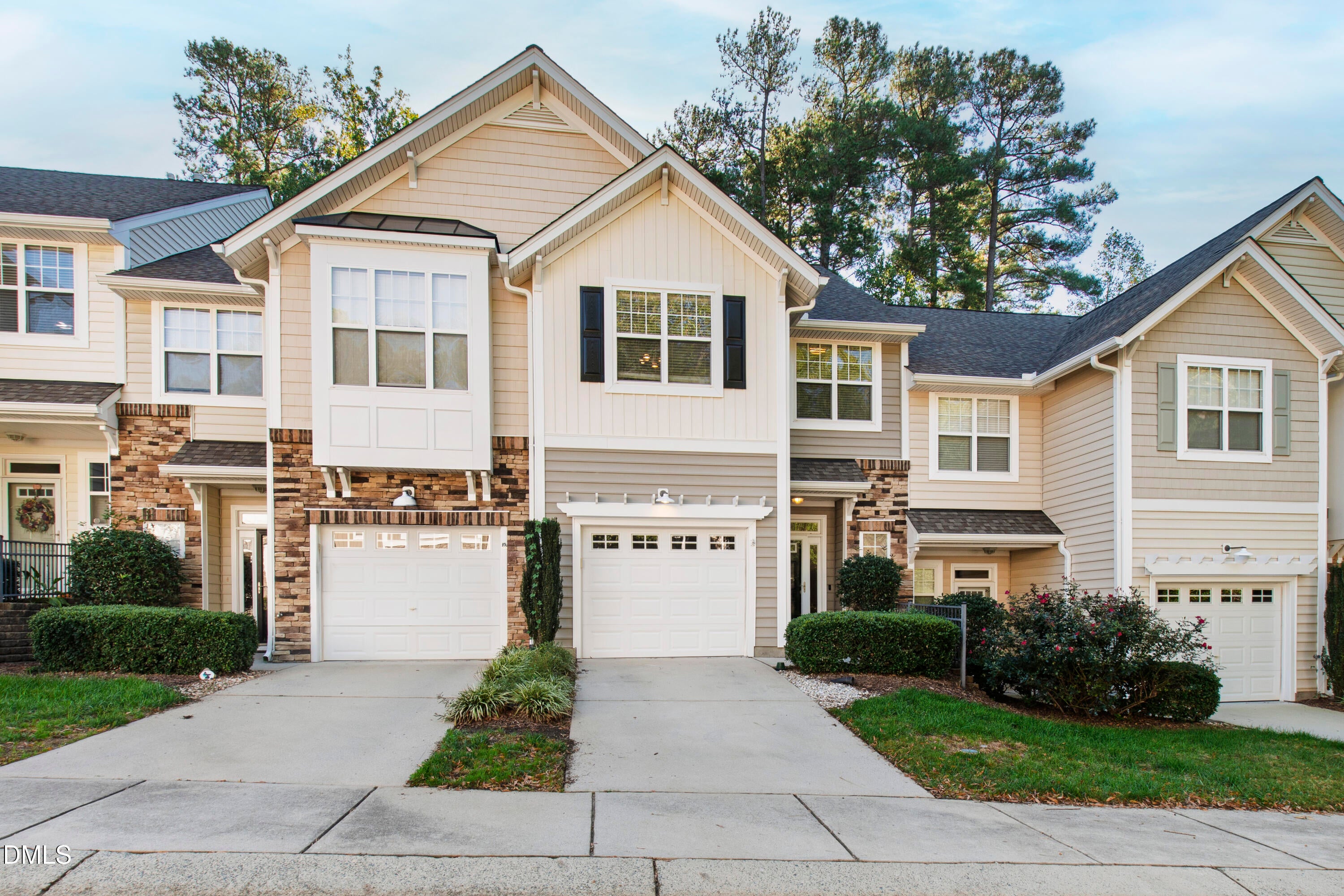 5806 Hourglass Court