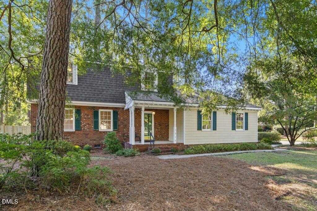 1215 S Crescent Drive