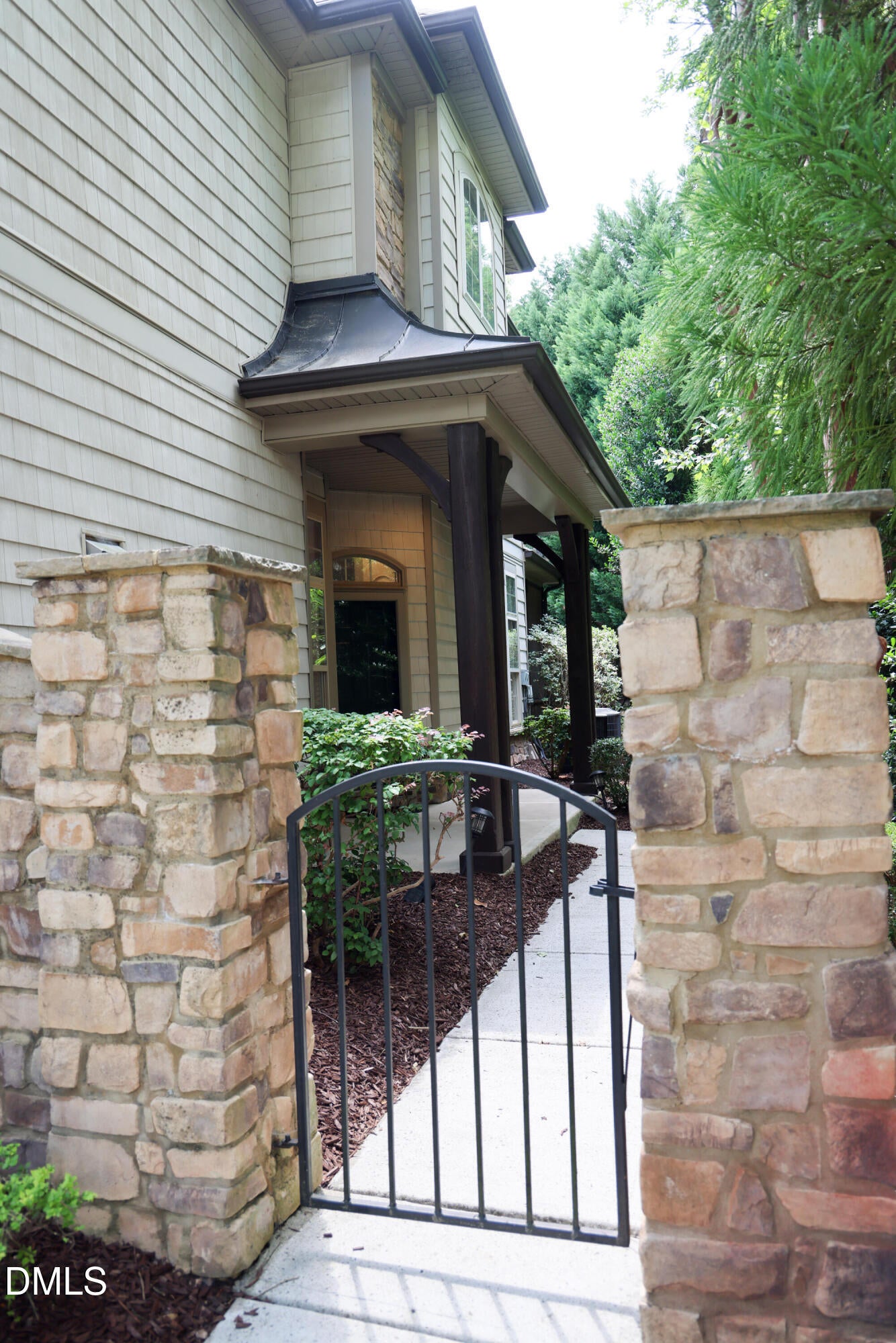 333 Sunstone Drive