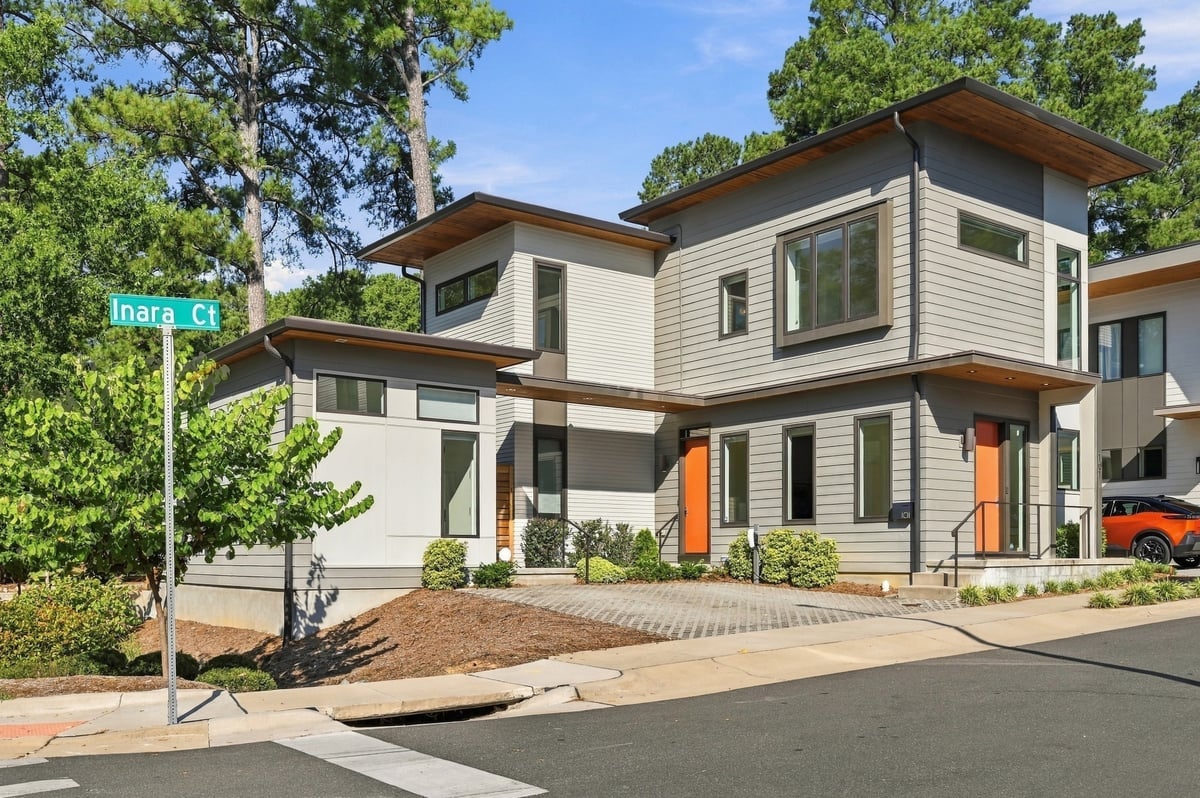 101 Inara Court