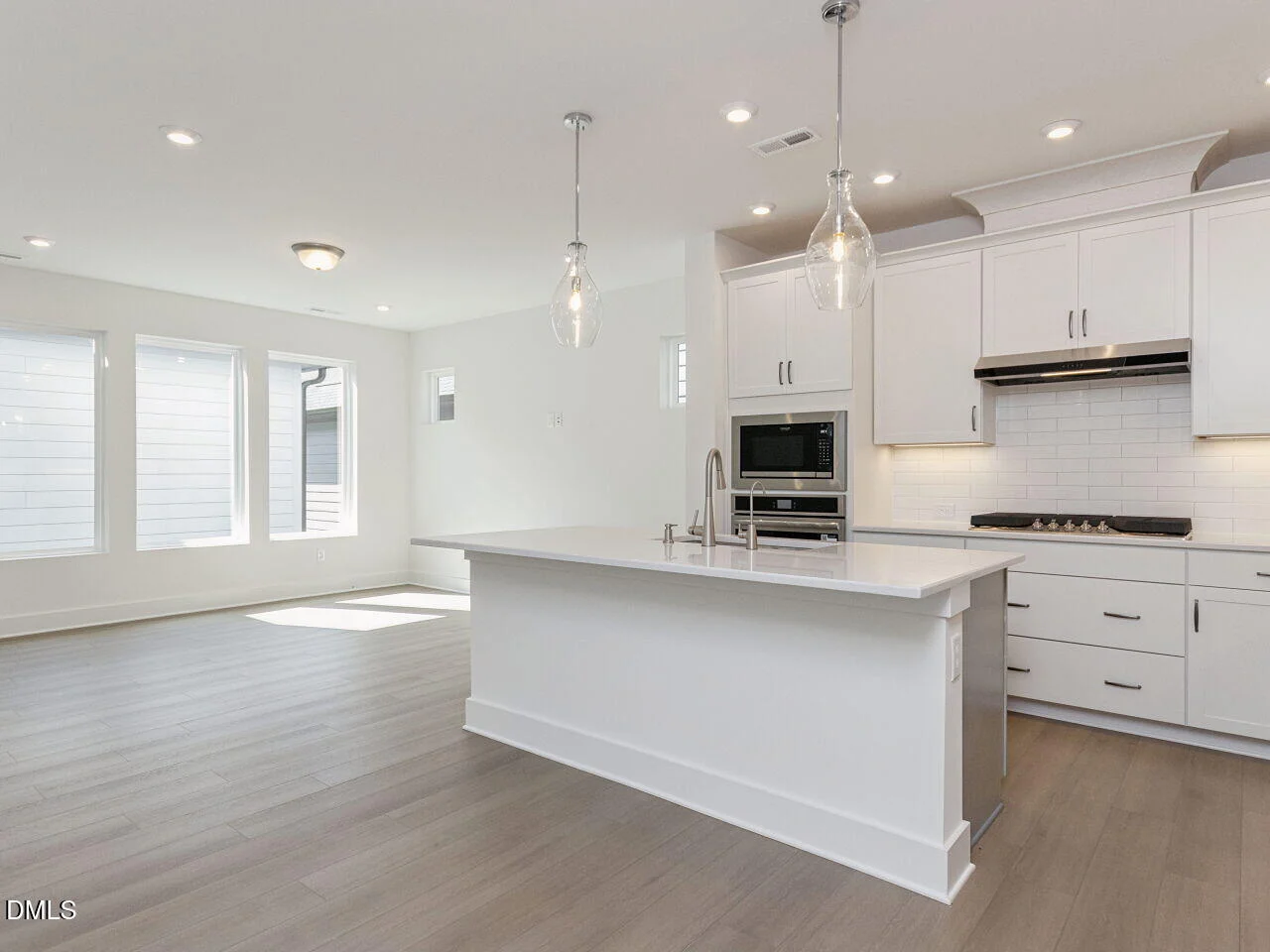 17 Tallgrass Road