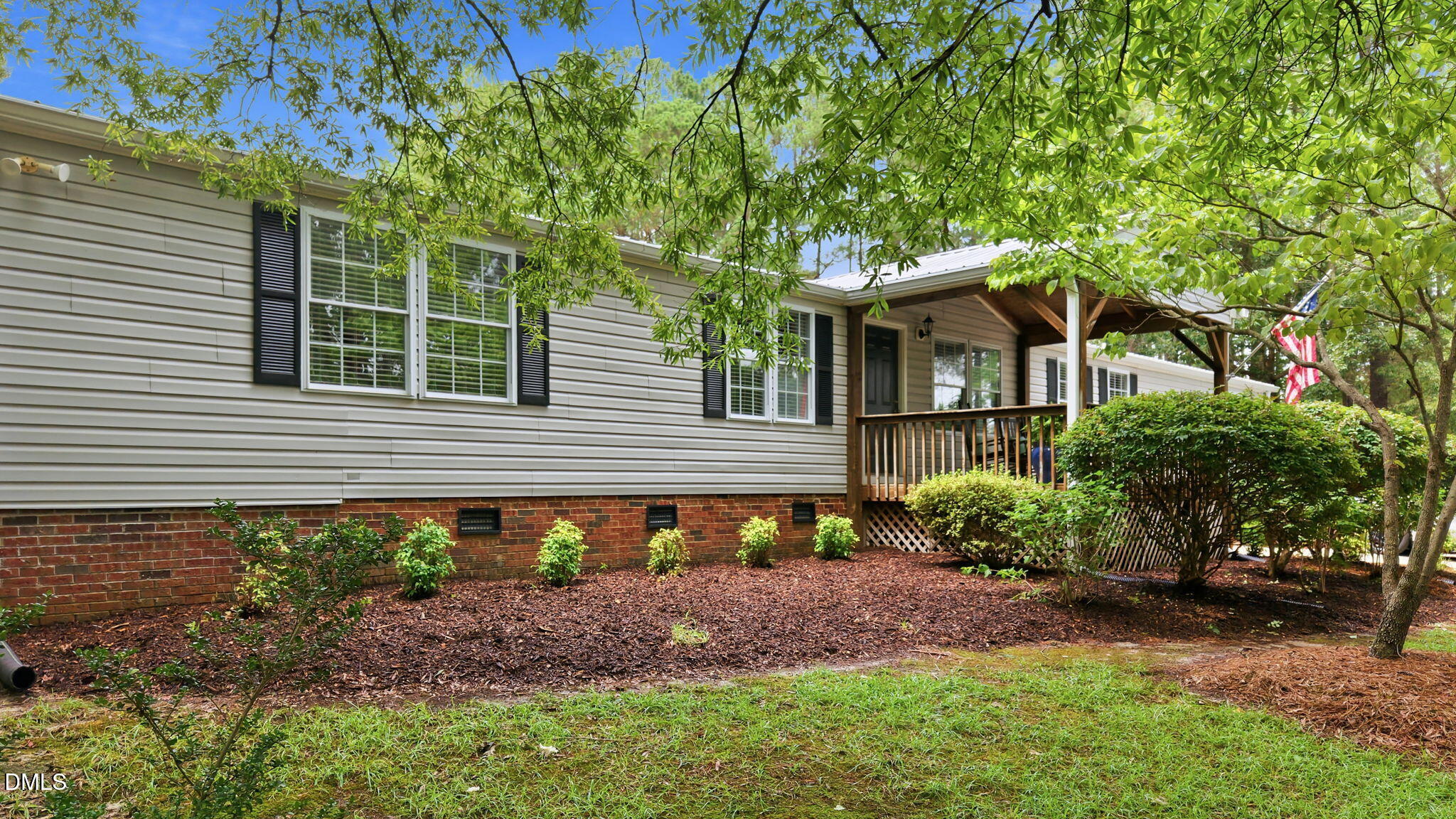 104 Pineview Drive