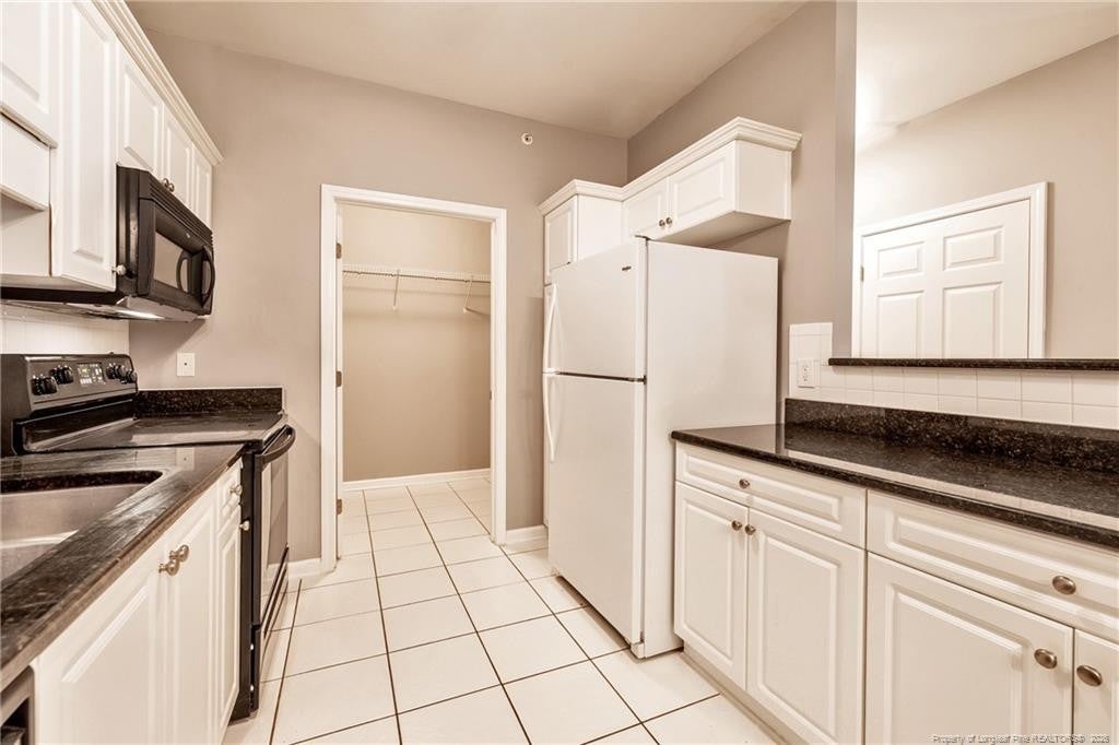 625 Marshtree Lane 304