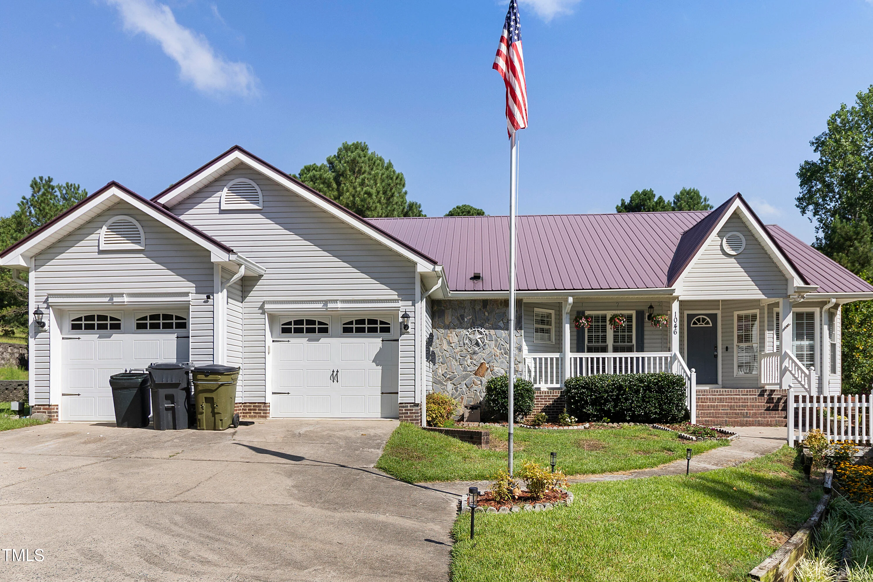 1046 Ponderosa Trail