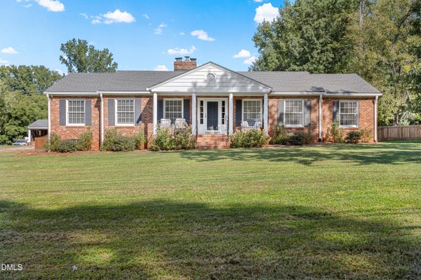 3709 LIBERTY RD, GREENSBORO, NC 27406 - Image 04b63c976d573434f6660d6c8af2a780/4103137559