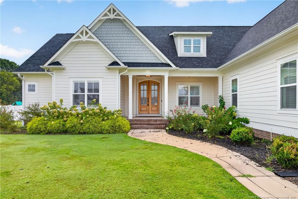 5832 Dottie Circle