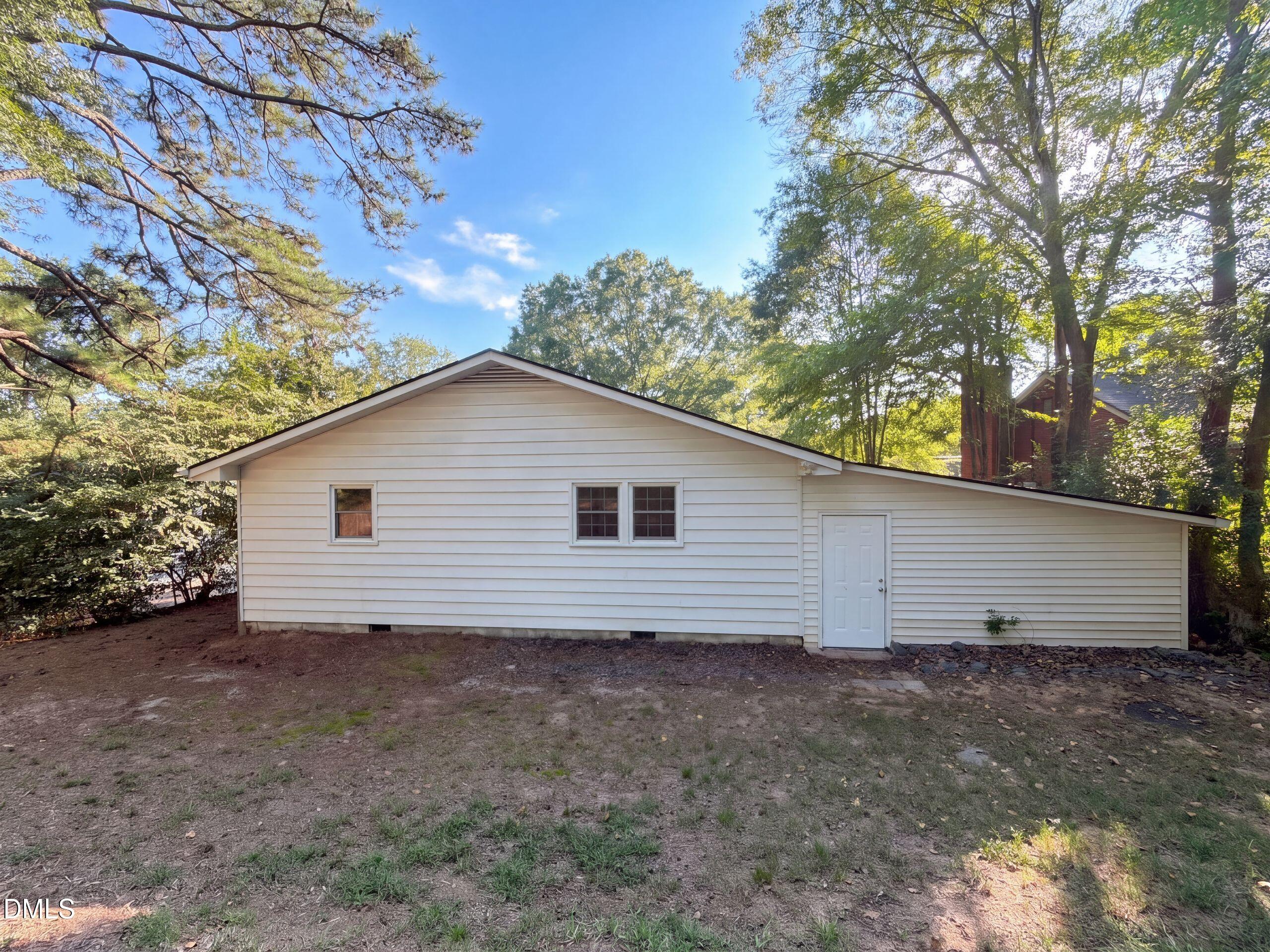 212 Red Oak Avenue
