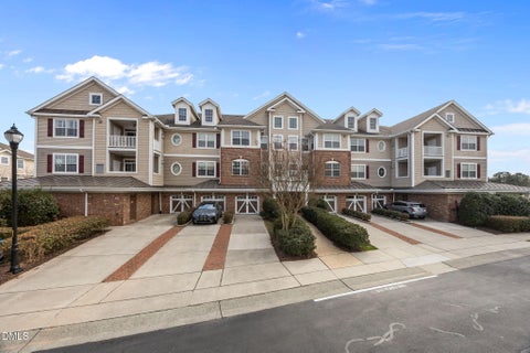 Photo of 10511 Rosegate Court #004, Raleigh, NC 27617 (MLS # 10150737)