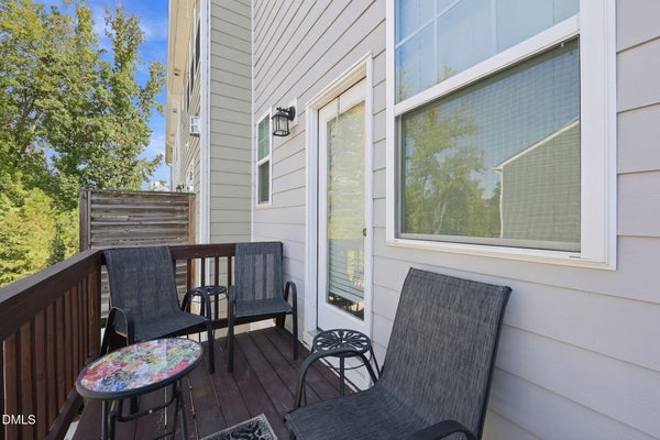 627 TRADITIONS GRANDE BLVD, WAKE FOREST, NC 27587 - Image 05cdf04e38de8b1cc25ea0e89d1b5815/3328220321