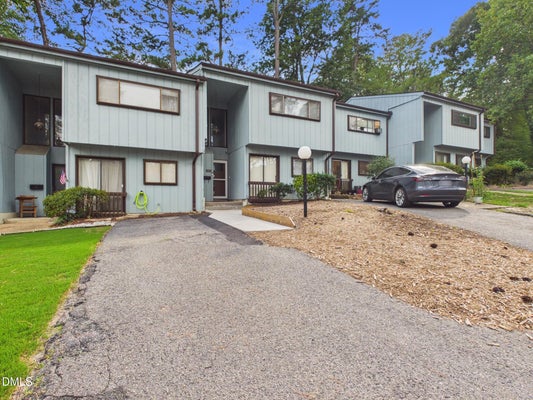 5027 TALL PINES CT, RALEIGH, NC 27609 - Image 066cb9e2be84e390f2de1341468d0954/782183931