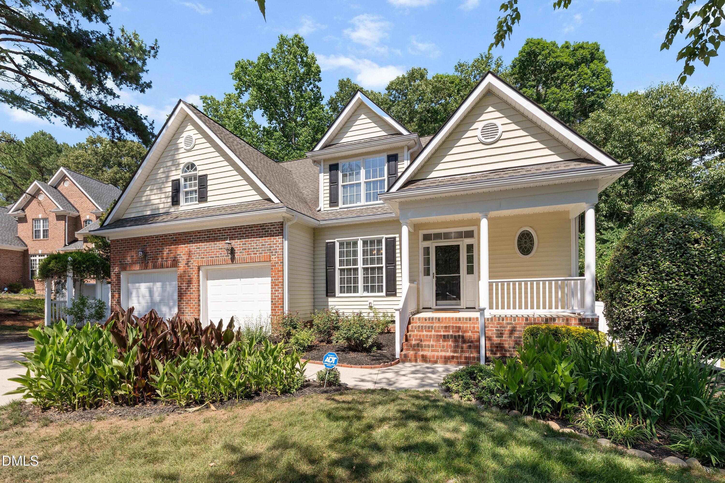 613 Cresstar Drive