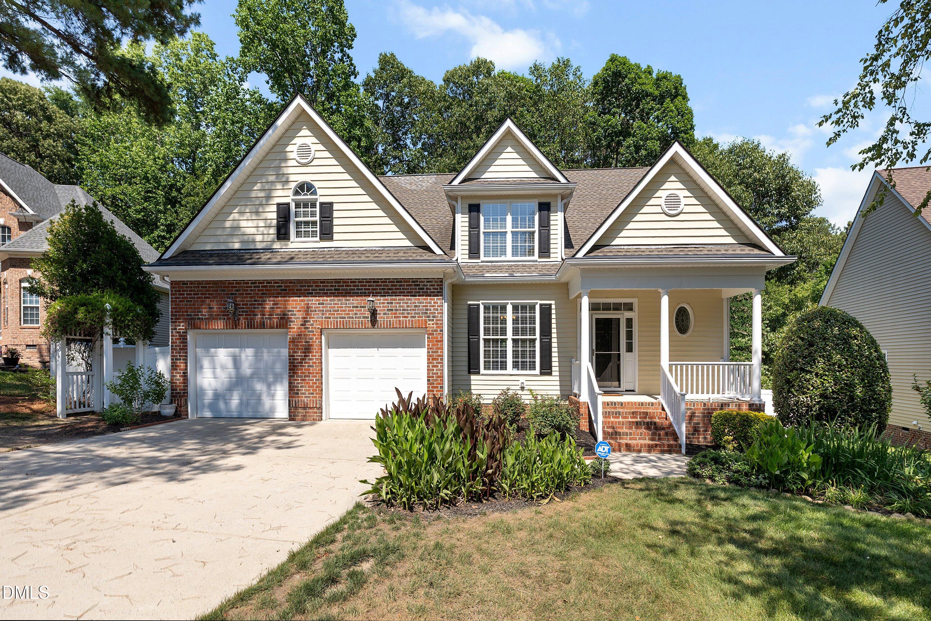 613 Cresstar Drive