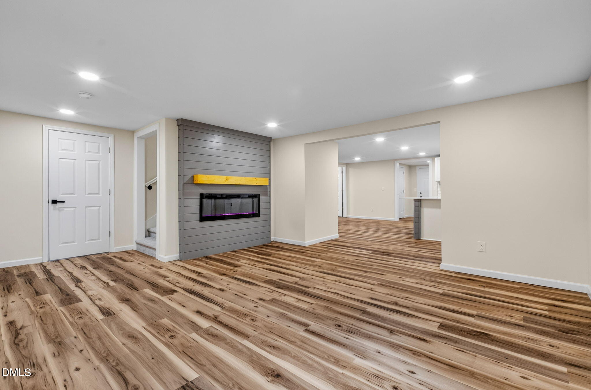 107 W Underwood Avenue