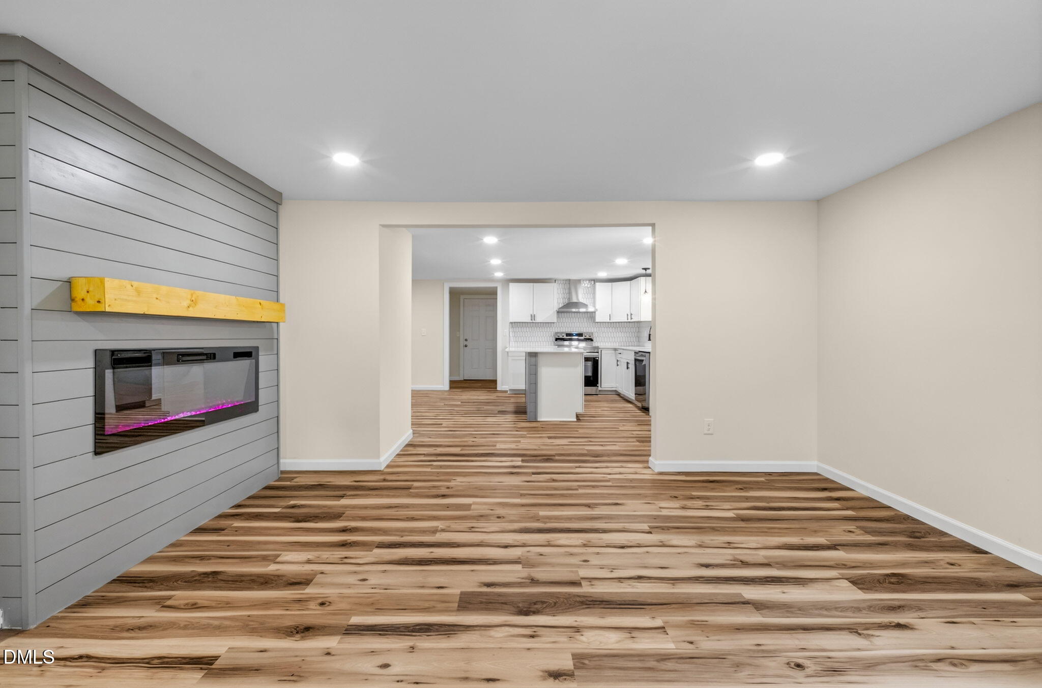 107 W Underwood Avenue
